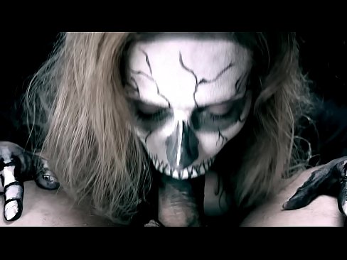 ❤️ Demon nga babaye nga nagsuso sa manok uban sa iyang itom nga baba ug gilamoy cum. Anal porn sa ceb.mysexpics.ru ☑